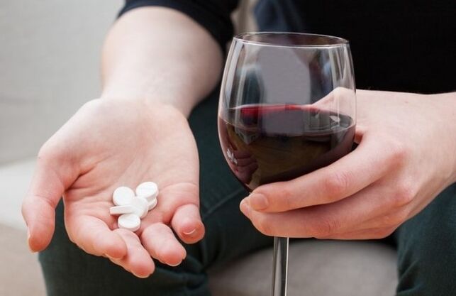 Alcohol and antibiotics are incompatible
