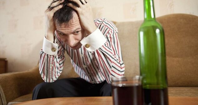 Alcohol dependent man who wants to quit drinking on his own
