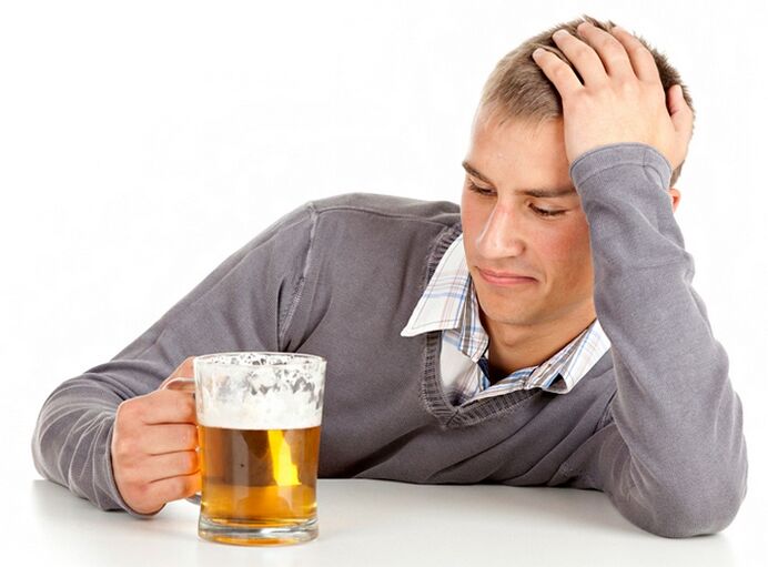 A man drinks beer how to quit