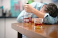 how to quit drinking alcohol on your own